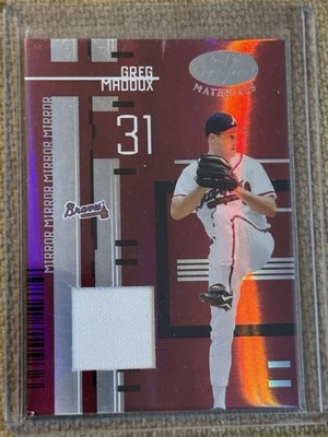 Camisetas rojas espejadas Leaf Certified Materials 2005/250 Greg Maddux #178 Salón de la fama Foto 1 de 2