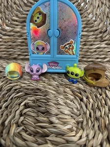 Disney Doorables Costume Cuties 1.5" Collectible Figure Angel And Alien - Picture 1 of 7
