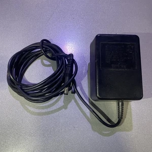 Nintendo NES Alimentatore Cavo Adattatore AC Originale OEM NES-002 Originale - Foto 1 di 9