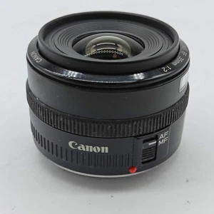 Defektes Canon EF Objektiv 35 mm f/2,0 Trümmer - Bild 1 von 4
