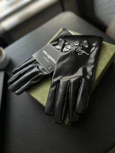 Guantes de cuero FAUX negros para mujer Karl Lagerfeld L pantalla táctil logotipo tachonado - Imagen 1 de 9