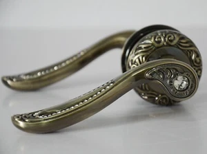 Manijas de puerta antiguas de latón bronce de calidad elegante cristal diamante sobre rosa - Imagen 1 de 7