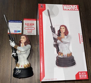 Stan Lee Signed Gentle Giant Marvel Avengers Black Widow Bust PSA/DNA Authentic - Picture 1 of 9