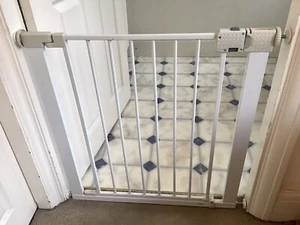 Baby Safety Gate , Collect Bexleyheath DA7 - Picture 1 of 7