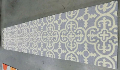 Alfombra de fijación de daños PLATA/MARFIL 2'-6" X 12' precio reducido CAM133D-212 Foto 1 de 3