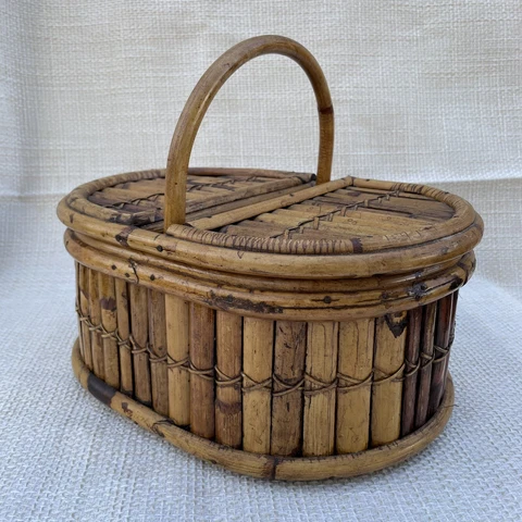Rare 1950s Vintage Cane Bamboo Rattan Reed Oval Storage Picnic Basket Cutout Lid Cover
