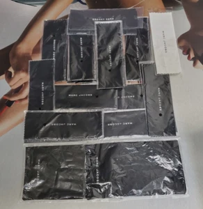 Marc Jacobs Sunglasses Eyeglasses Drawstring Pouch BAG & CLEANING CLOTH (27PCS) - Picture 1 of 7