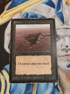 Sinkhole MTG Limited Edition Beta Black Common Sorcery Heavily Played x1 GG2 - Bild 1 von 4