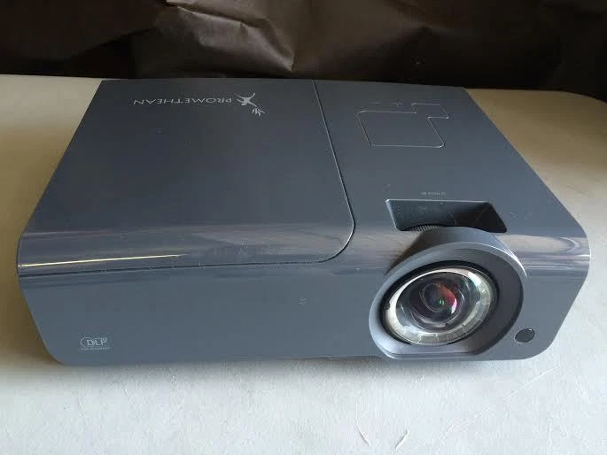PROMETHEAN PRM-25 PORTABLE PROJECTOR, WORKS GREAT!! IMAGE IS CLEAR & BRIGHT!! - Image 1 of 3