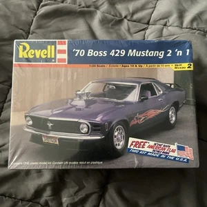 Revell 1970 Boss 429 Mustang 2 'n 1 Plastik 1:24 Modellauto Neu in OVP VERSIEGELT KOSTENLOSER VERSAND - Bild 1 von 10