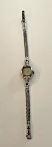 Reloj Pulsera BULOVA VINTAGE Damas Oro 10k Relleno Precisión Diamante NECESITA BATERÍA - Imagen 1 de 3