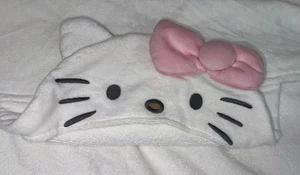 POTTERY BARN KIDS Hello Kitty® Cotton Hooded Towel White Multi 50” x 27” - Picture 1 of 7