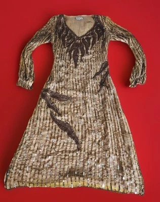 复古丝绸珠饰亮片连衣裙 1970 年代金色 Chanson D' Amour — 第 1/4 张图片