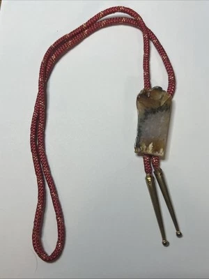 Collar de corbata Bolo de piedra marrón ágata puntas de color dorado Foto 1 de 4