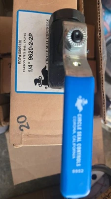 CIRCLE SEAL CONTROLS 1/4 9620-2-2P VALVE - Image 1 of 4