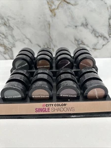 Set Of 24 Eye Shadows In 4 Colors - Picture 1 of 1