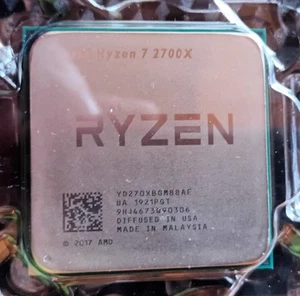 Processore CPU AMD Ryzen 7 2700X AM4 + dissipatore originale - Foto 1 di 5