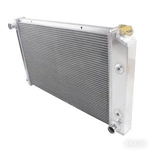 Radiador de aluminio de 3 filas para Pontiac Firebird 1970-81 Trans Am Esprit Formula V8 - Imagen 1 de 9