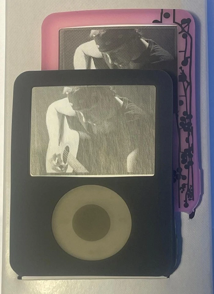 Funda Protectora Flexible Plástico Suave iPod Nano 3ª Generación Video Rosa y Gris 2pk Foto 1 de 4