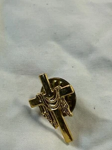 CROSS RELIGIOUS PIN - PIN PINBACK P-247 - Picture 1 of 2