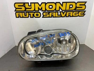 Faro de golf Volkswagen 2004 antiniebla lado del pasajero lado cercano N/S ref: Bk35 Foto 1 de 4