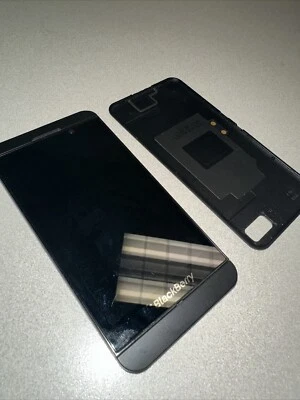 Teléfono inteligente táctil BlackBerry Z10 desbloqueado 16 GB + 2 GB GSM 3G LTE WiFi - nuevo fuera de caja Foto 1 de 3