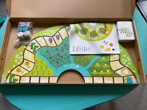 Stokke MuTable Tavola da Gioco, Frutta & Verdura - Versione 2023 - (U7V) - Foto 1 di 5