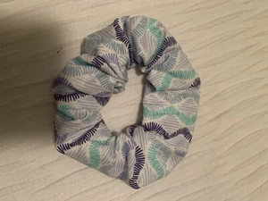Wavy Lines Fabric Hair Scrunchie Hair Tie Handmade in USA - Bild 1 von 1