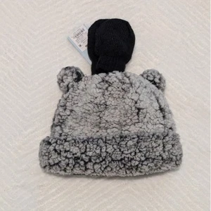 Cat & Jack Grey Bear Ear Newborn Beanie Size 0-6Months W/ Black Mittens - Picture 1 of 5