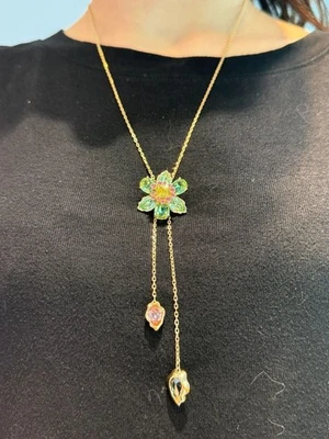 New Idyllia Y-shaped pendant mixed cutting, floral, shimmering, gold-plated tone - Image 1 of 3