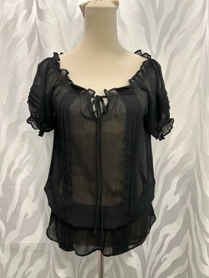 Miley Cyrus Max Azria Negro Transparente Encendido/Apagado Hombro Corbata Frontal Cintura Elástica Top M Foto 1 de 4