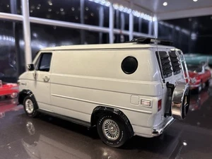 1/16 Not 1/18 Highway61 1974 Chevrolet Custom Day Van. - Picture 1 of 21