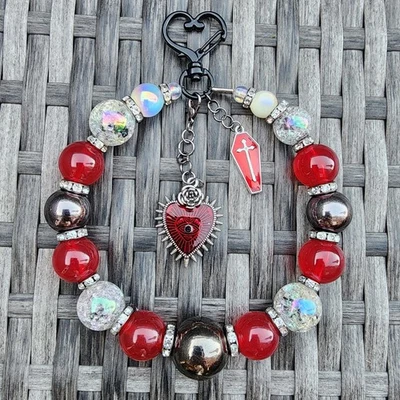 Llavero de Halloween, dije de teléfono, clip de bolso, dije de cartera, dije de bolso - rojo gótico Foto 1 de 4