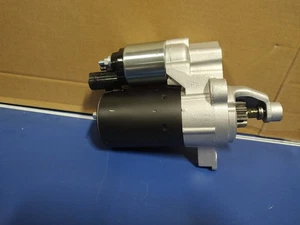 Starter Motor for Audi A4	 2010-2016 A5  2010-2014 Q5 2012-2017 1.1KW 12V CW 10T - Picture 1 of 7