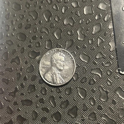 RARE ERROR! 1943 Steel Wheat Penny, L  And W On Rim, Multi Strike - Image 1 of 4