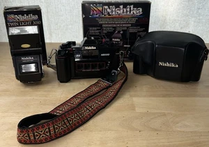 Nishika 3-D N8000 35mm Film Camera with Case and Twin Light 3010 - Picture 1 of 24