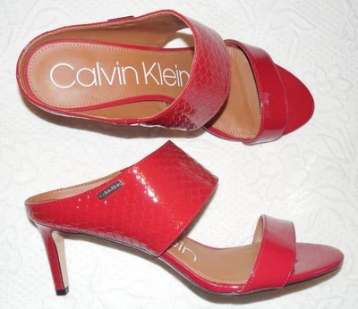 Sandalias de tacón deslizable de charol rojo Cecily Calvin Klein - 9 M - NUEVAS Foto 1 de 4