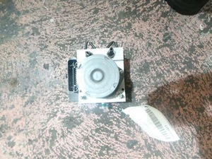 AUDI A4 ABS PUMP/MODULATOR B7, P/N 8E0614517AL, 08/04-07/09 - Picture 1 of 2