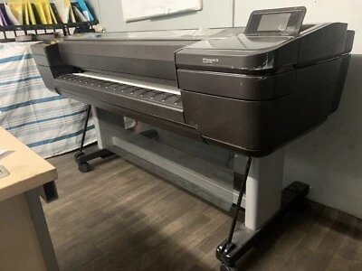 hp designjet Z6 44inch Canvas Printer - Image 1 of 4