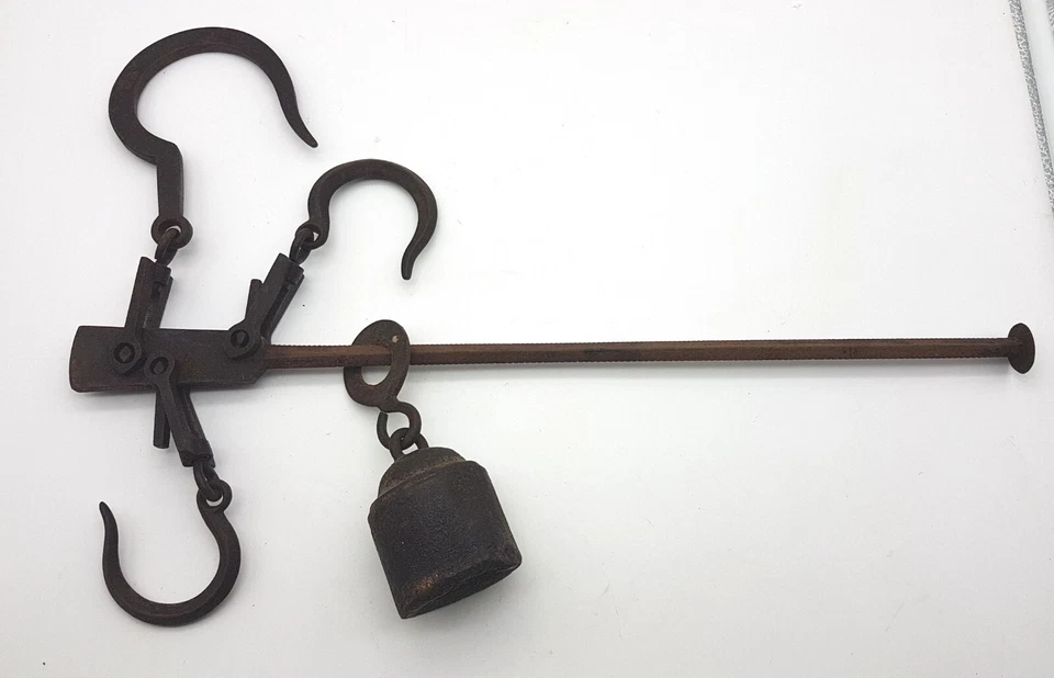 Ancienne balance Romaine XVIIIe? graduée de 1 à 30 kg  Avec poids L 47 cm - Photo 1/4