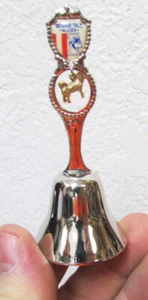 Alaska Iditarod Hundeschlitten Rennen Sammler Glocke baumeln Hund Charm & Logo, NEU - Bild 1 von 6
