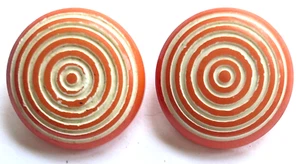 ORIGINAL VINTAGE PSYCHDELIC '60's ORANGE SPIRAL PLASTIC CLIP ON HIPSTER EARRINGS - Picture 1 of 5