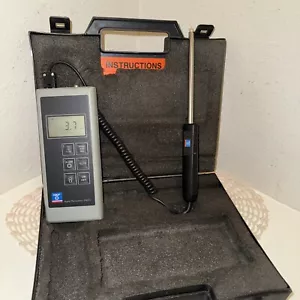 SKF TMDT2 DIGITAL THERMOMETER TURNS ON NEW BATTERY SELLING AS PARTS ONLY W/CASE - Picture 1 of 11