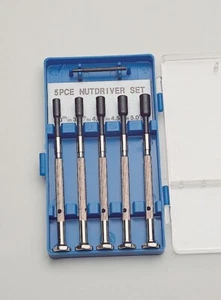 UHRMACHER MINI MUTTERTREIBER SET - Bild 1 von 1