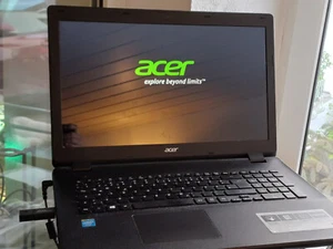Acer Aspire E17 17.3" Notebook, Intel, 500GB, 4GB RAM, Linux - Akku defekt - Bild 1 von 3