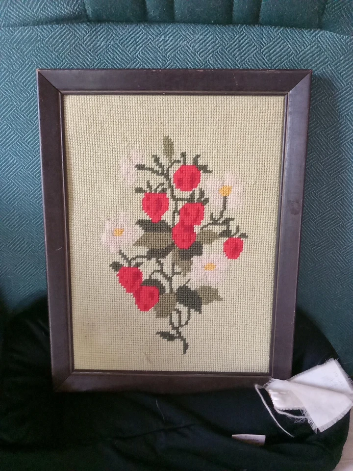 FRAMED Art Deco strawberry needlepoint canvas - Image 1 of 1