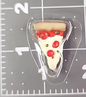 NECA TMNT 卡通定制饲料 Peperoni 比萨片配件 — 第 1/3 张图片