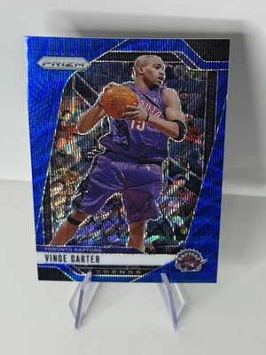 Panini Prizm Blue Wave Prizm 2024-25/125 Vince Carter #295 HOF Raptors Foto 1 de 4