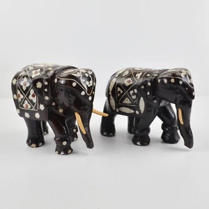 Wooden Elephants Hand Carved Painted Figurine Sculpture Bohemian - Lot of 2 - Picture 1 of 12