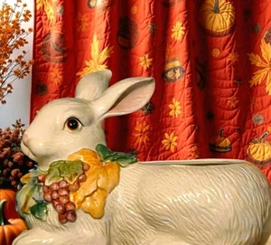 Fitz & Floyd Hase Kaninchen Pflanzgefäß Herbst Herbst Trauben groß Landhaus Kern 14x7x9 - Bild 1 von 11